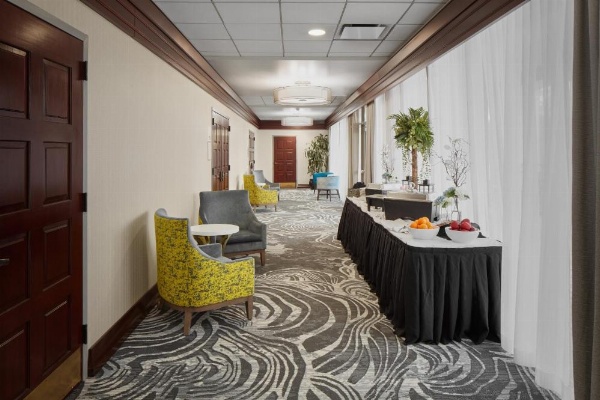 Holiday Inn Asheville - Biltmore West image 12